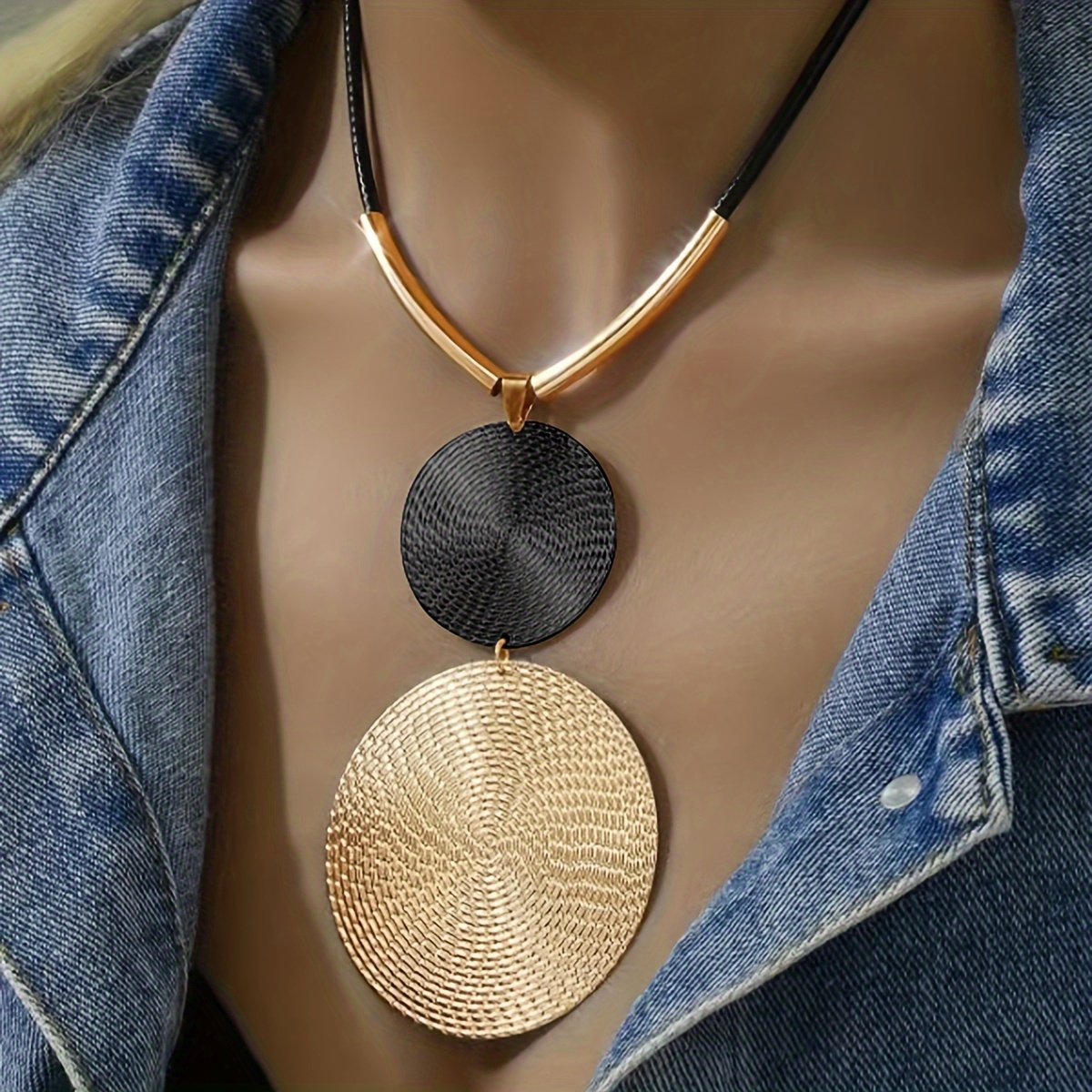 Exaggerated Geometric Pendant Retro Necklace